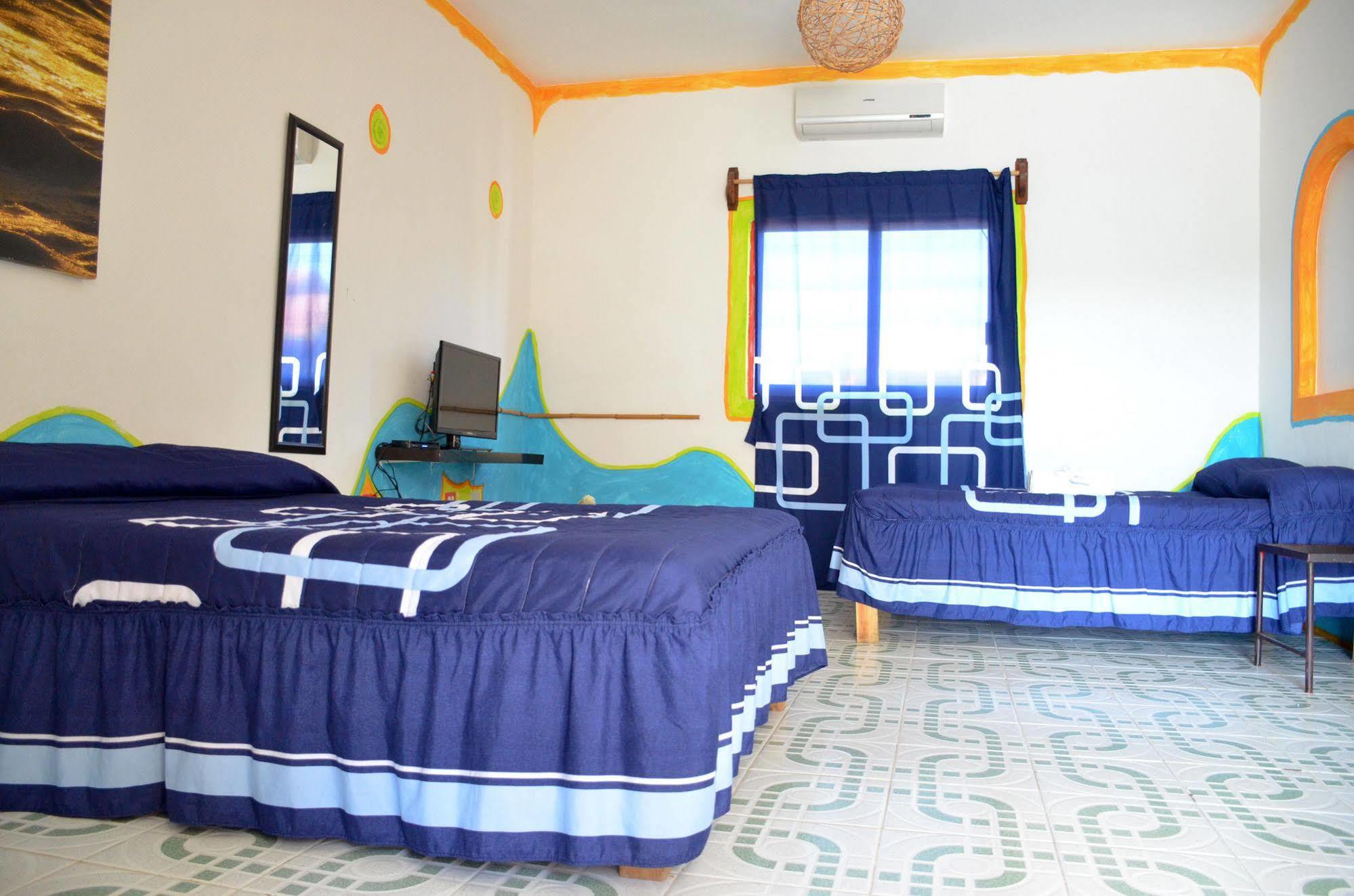 Adventure Experience Hotel Playa del Carmen Exterior foto
