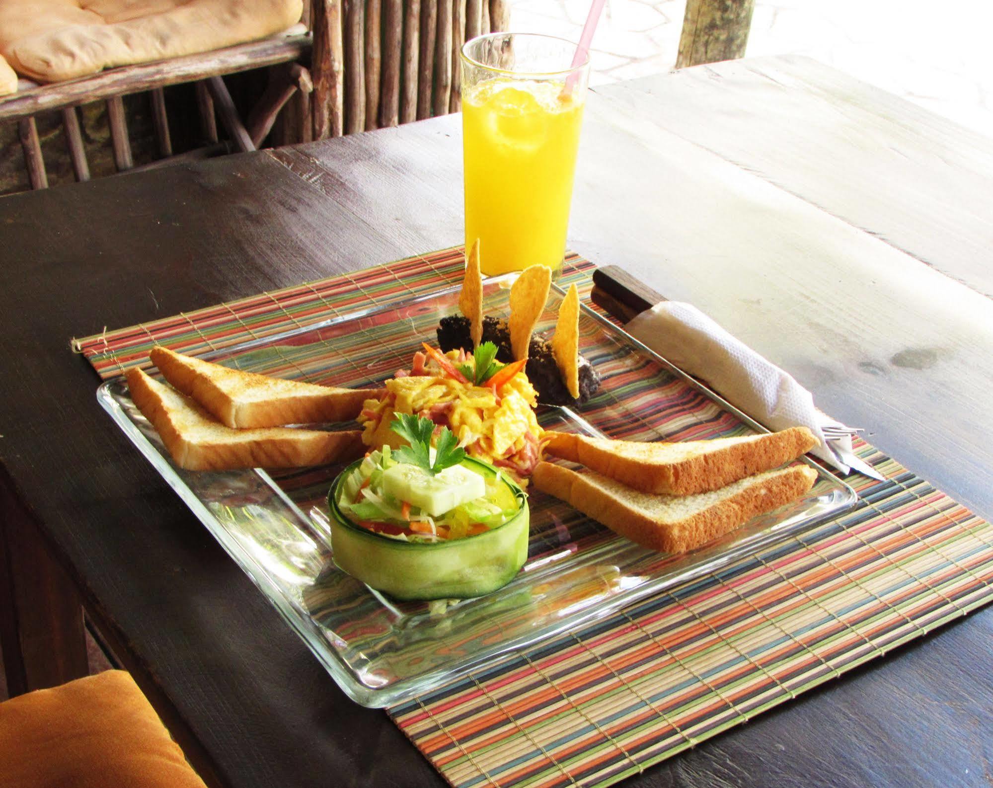 Adventure Experience Hotel Playa del Carmen Exterior foto